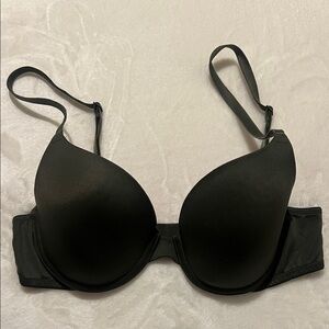 PINK Victoria's Secret Dark Bra